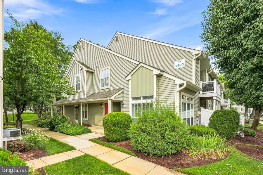 2202b Yarmouth Ln, Mount Laurel, NJ 08054 - #2