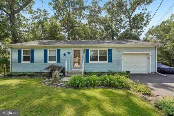39 Teaberry St, BROWNS MILLS, NJ 08015
