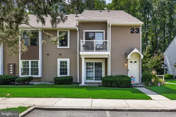 282-b Everly Ct, MOUNT LAUREL, NJ 08054