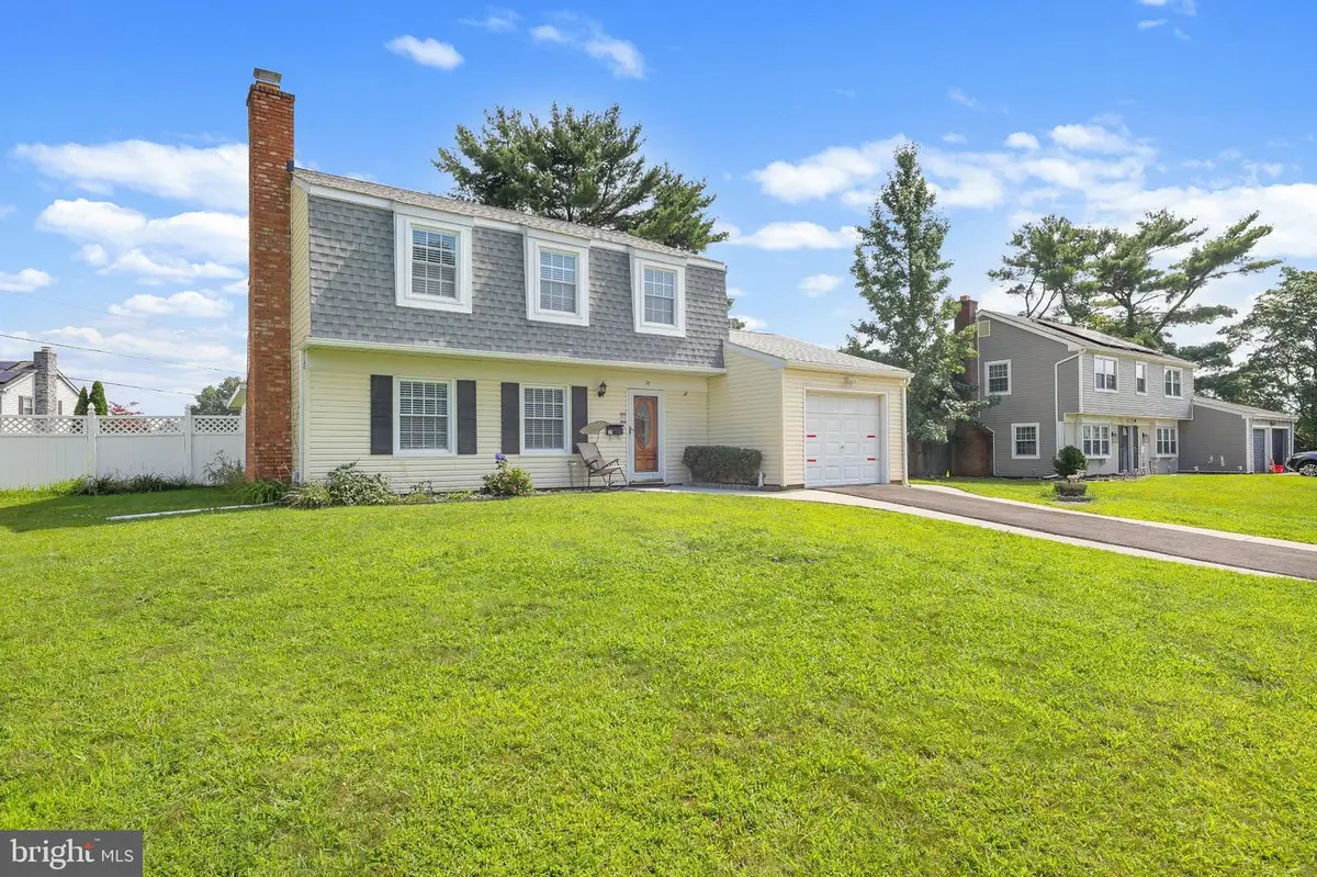 27 Toledo Ln, Willingboro, NJ 08046 - #1