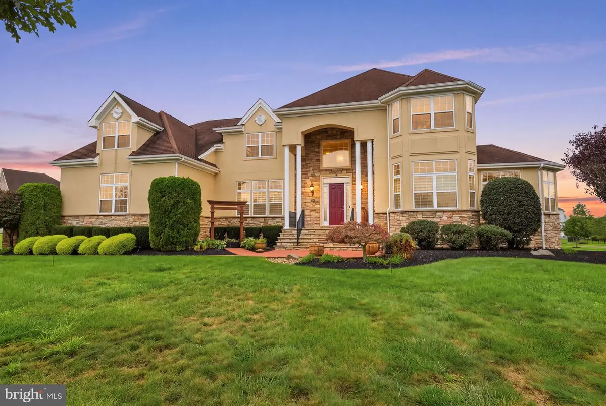 36 Belmont Cir, Columbus, NJ 08022 - #1