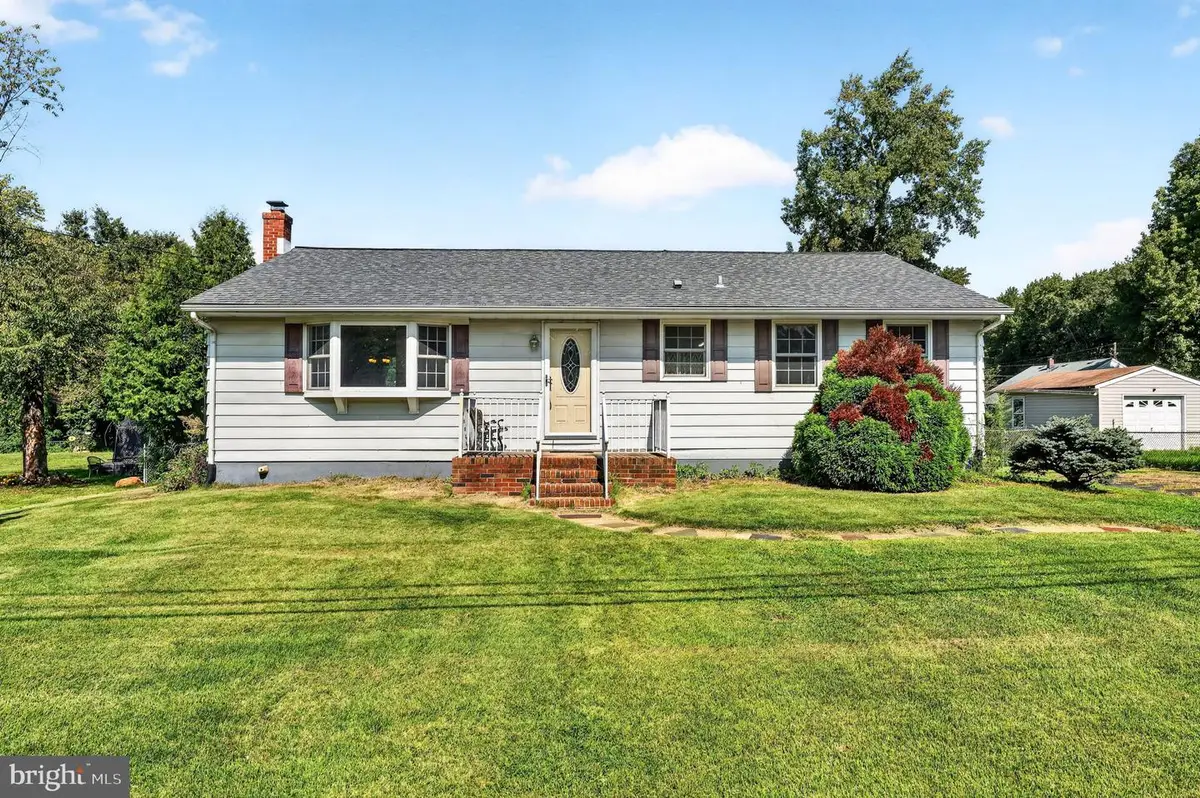 308 2nd St, Bordentown, NJ 08505 - #1