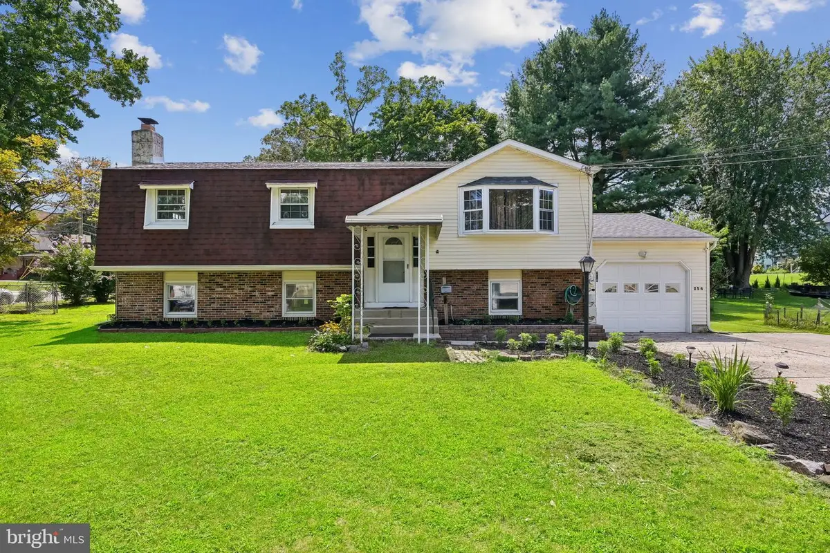 254 Mill St, Mount Holly, NJ 08060 - #1