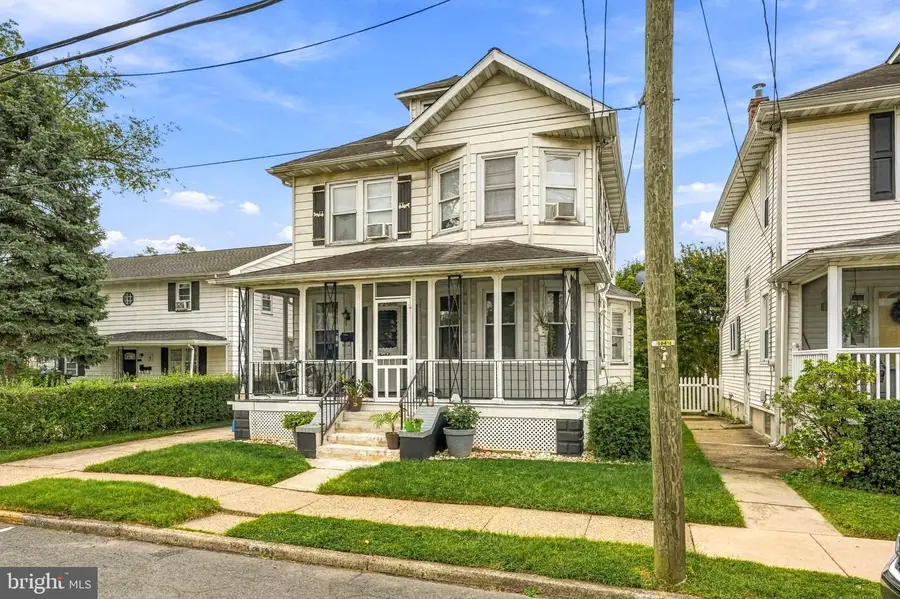 318 Conover St, Burlington, NJ 08016 - #2