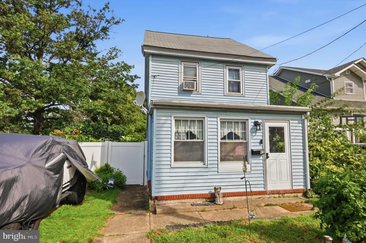 17 Polk St, Riverside, NJ 08075 - #1