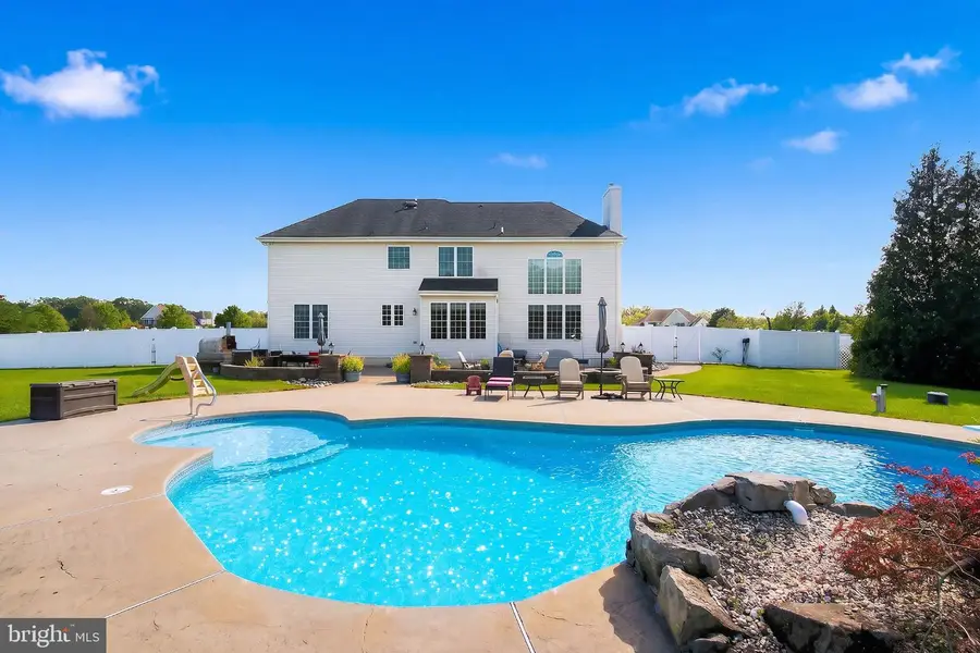 43 Oxford Cir, Southampton, NJ 08088 - #3