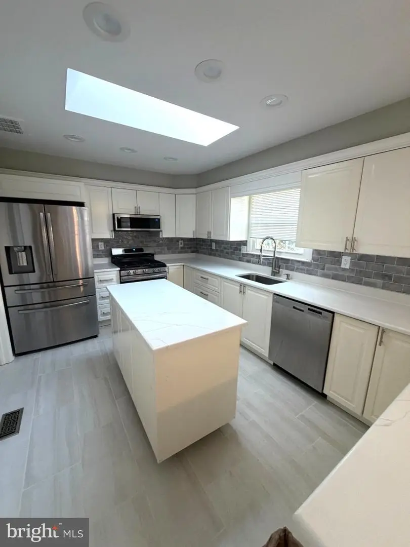 16 Kensington Dr, Eastampton, NJ 08060 - #2