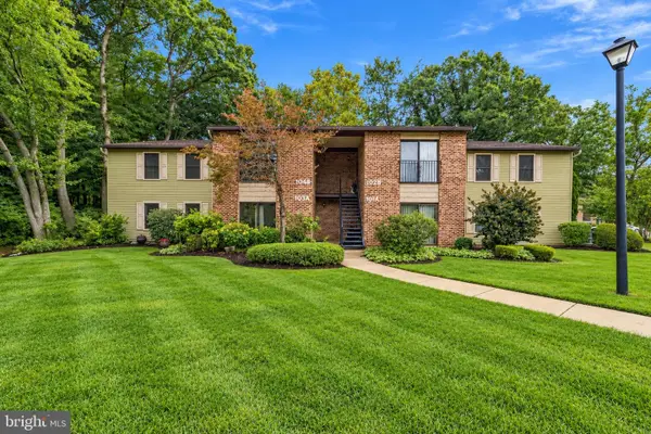 104-b W Bluebell Ln, MOUNT LAUREL, NJ 08054