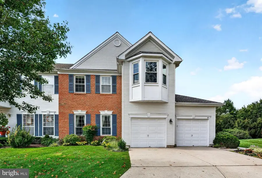 37 Windingbrook Rd, Bordentown, NJ 08505 - #2