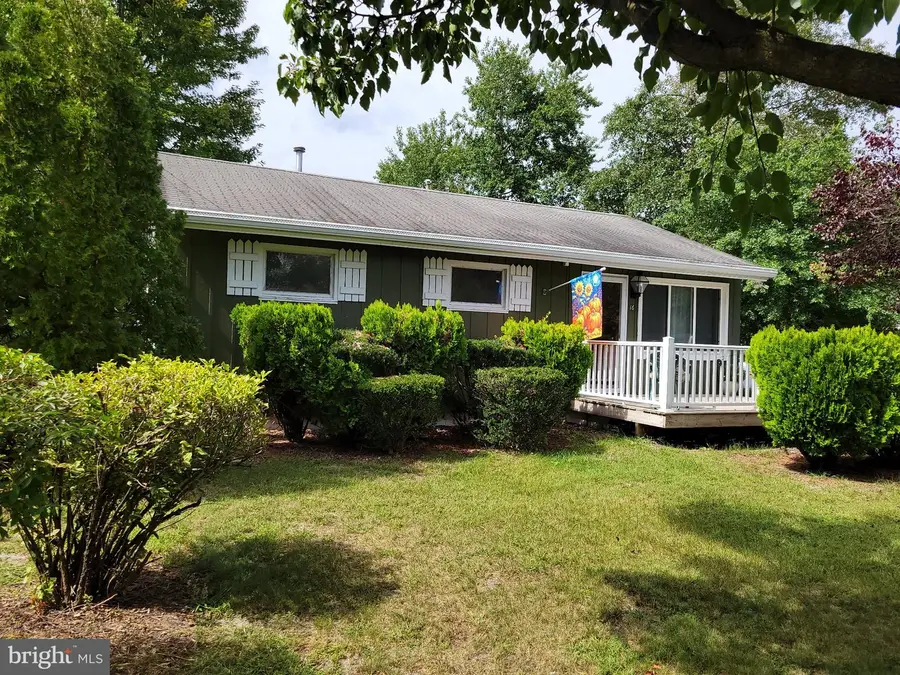 16 Holly Blvd, Southampton, NJ 08088 - #3