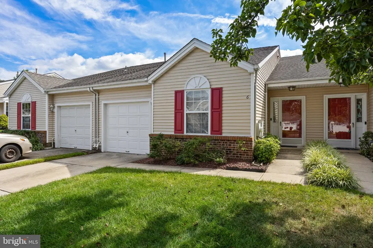 6 Clifford Dr, Mount Laurel, NJ 08054 - #1