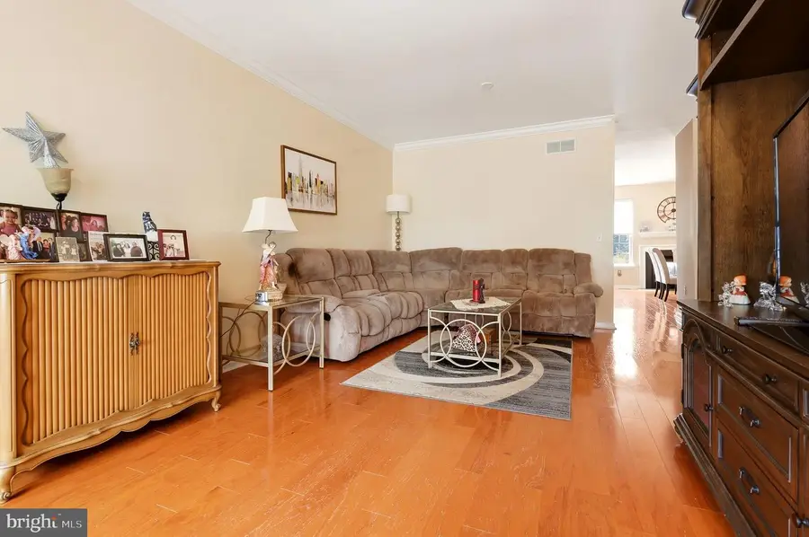 221 Hawthorne Way, Riverside, NJ 08075 - #3