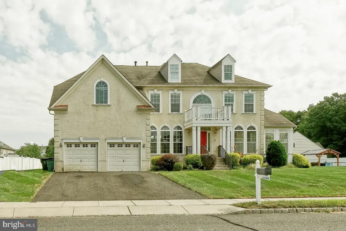 7 Dudley Dr, Burlington, NJ 08016 - #1