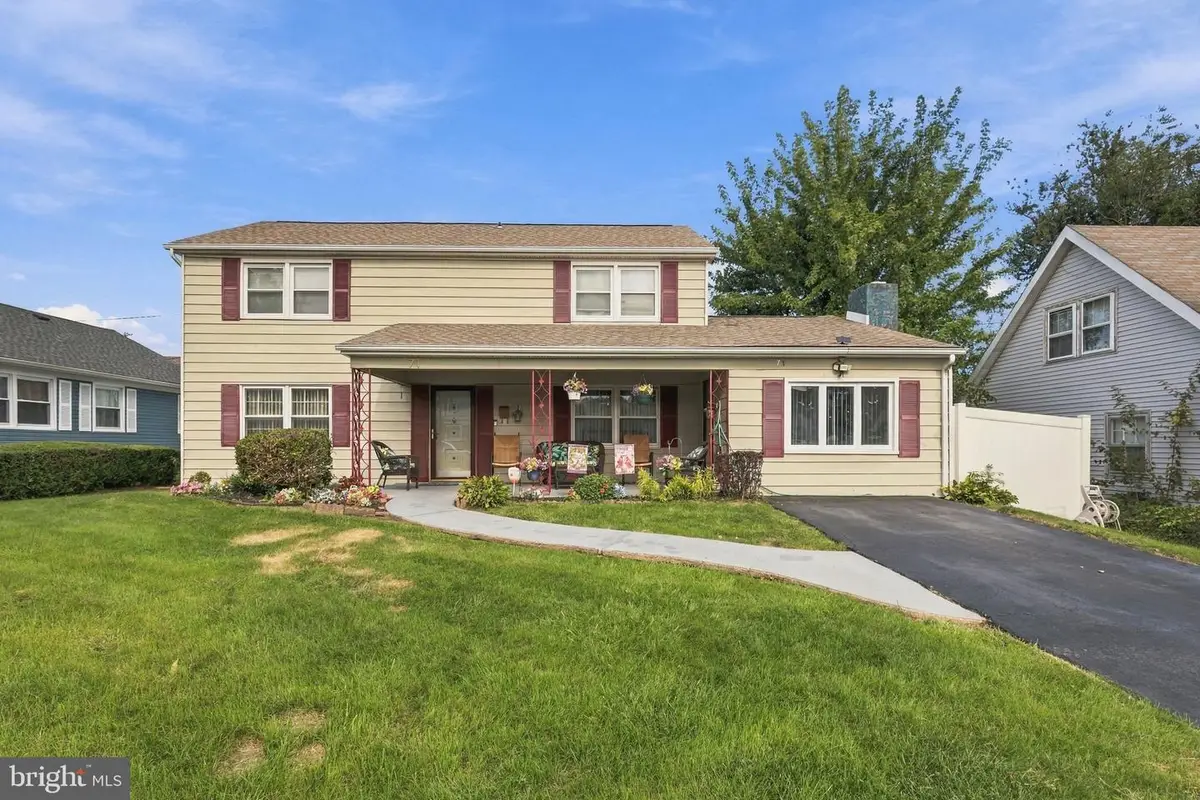 71 Medford Ln, Willingboro, NJ 08046 - #1