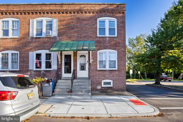 1 Amboy Ave, ROEBLING, NJ 08554