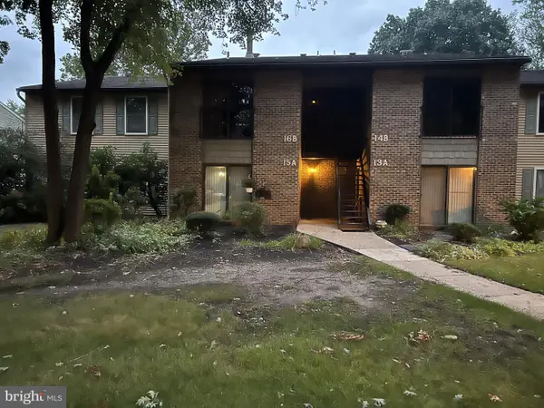 16-b W Bluebell Ln, MOUNT LAUREL, NJ 08054