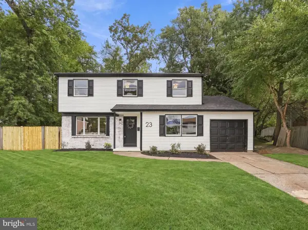 23 Walnut Dr, BURLINGTON, NJ 08016