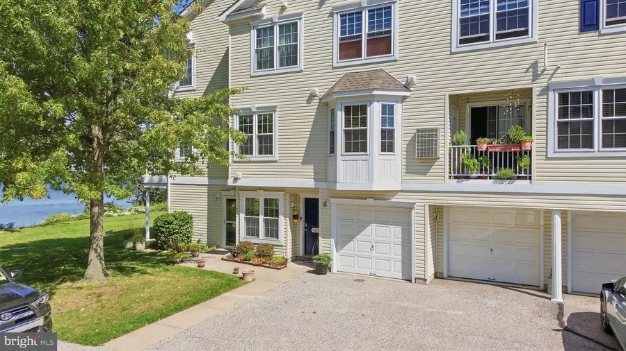 5209 Riverfront Dr, Palmyra, NJ 08065 - #3