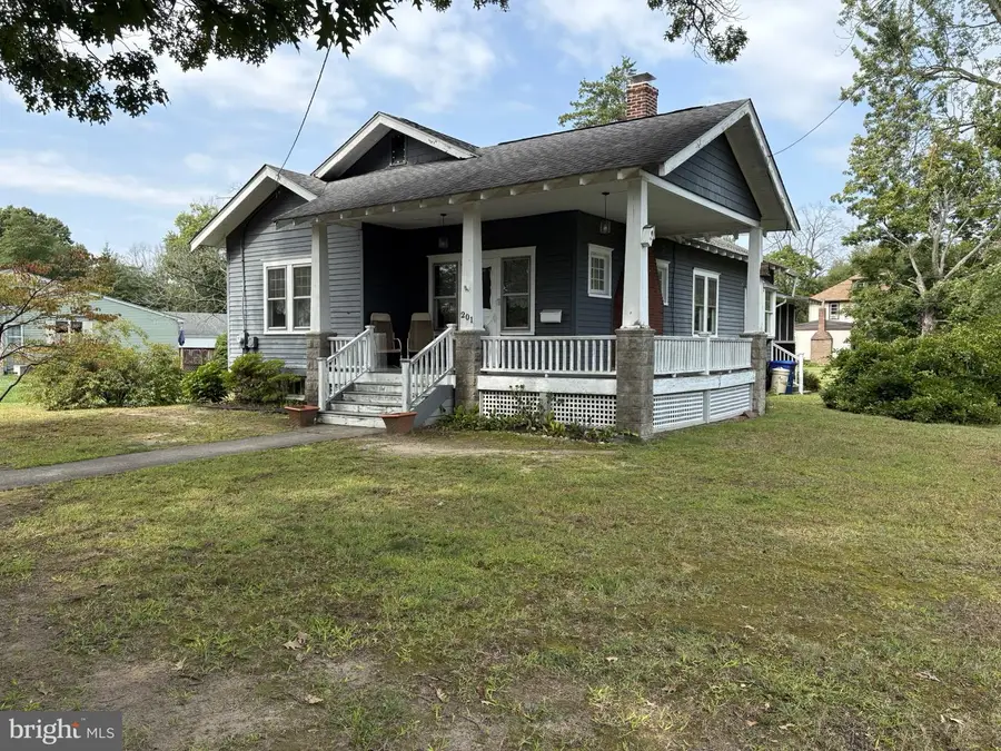 201 W Franklin Ave, Edgewater Park, NJ 08010 - #2