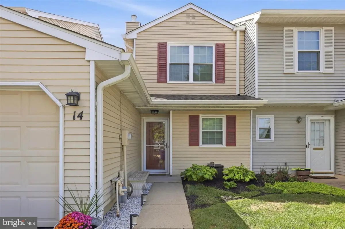 14 Hattaras Ct, Bordentown, NJ 08505 - #1
