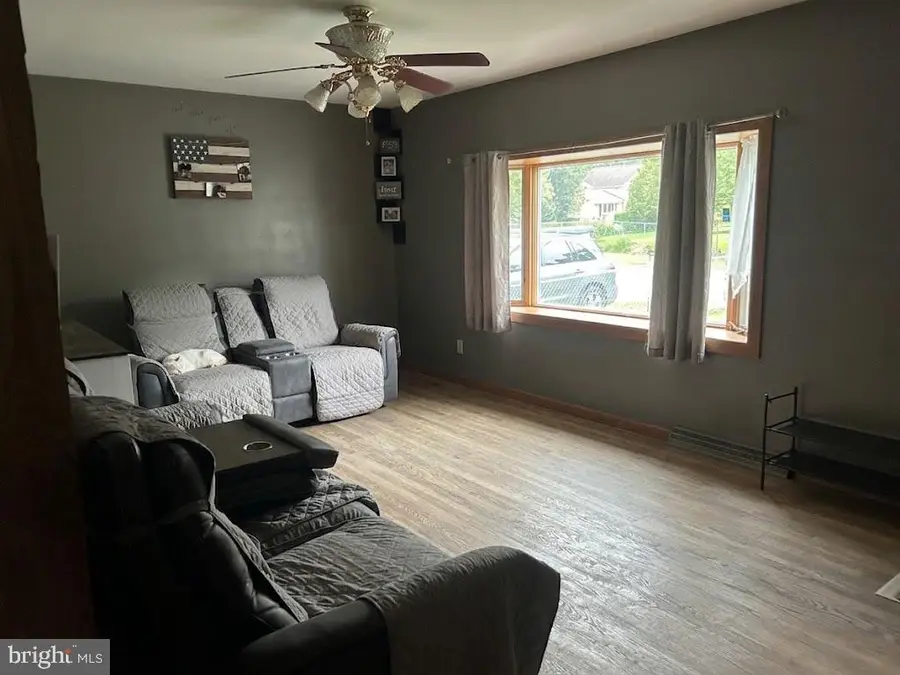 25 Fairfield St, Browns Mills, NJ 08015 - #3
