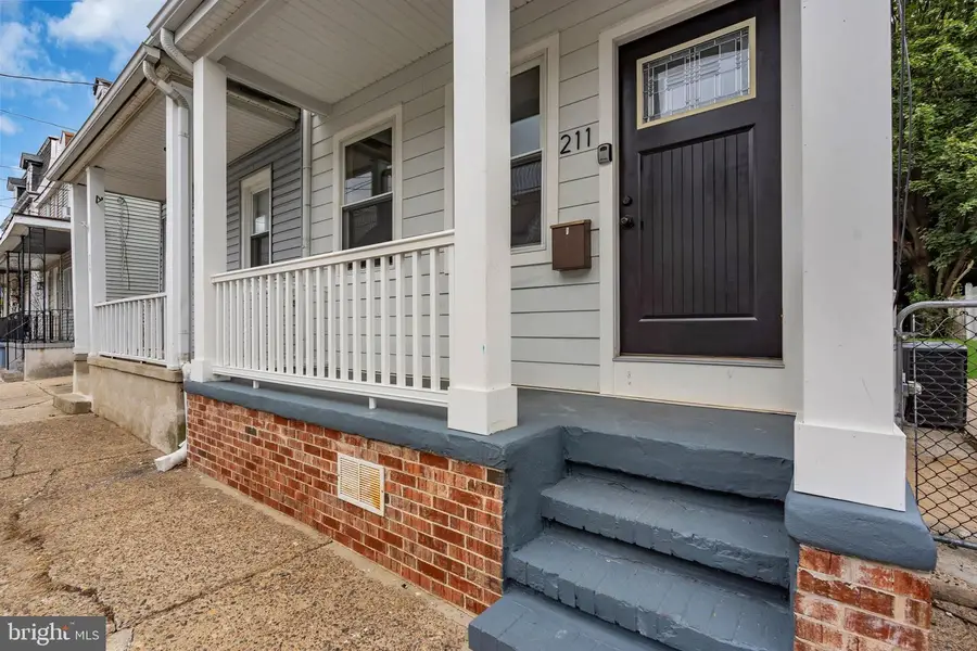 211 York St, Burlington, NJ 08016 - #2