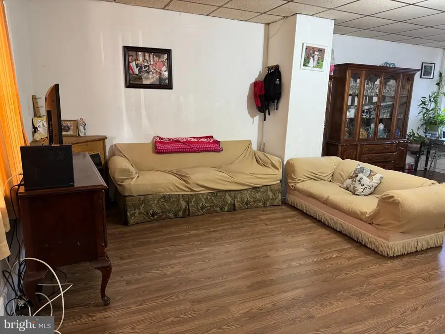 517 Kossuth St, Riverside, NJ 08075 - #3