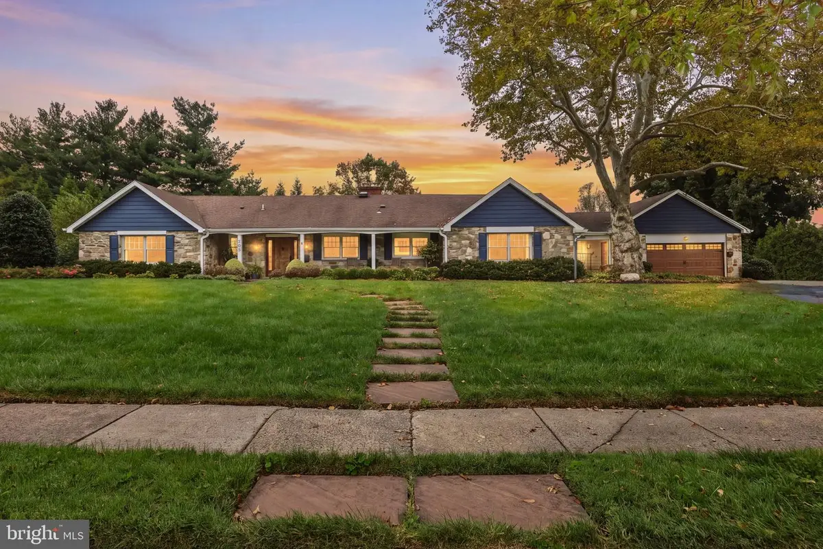 205 Hickory Ln, Moorestown, NJ 08057 - #1