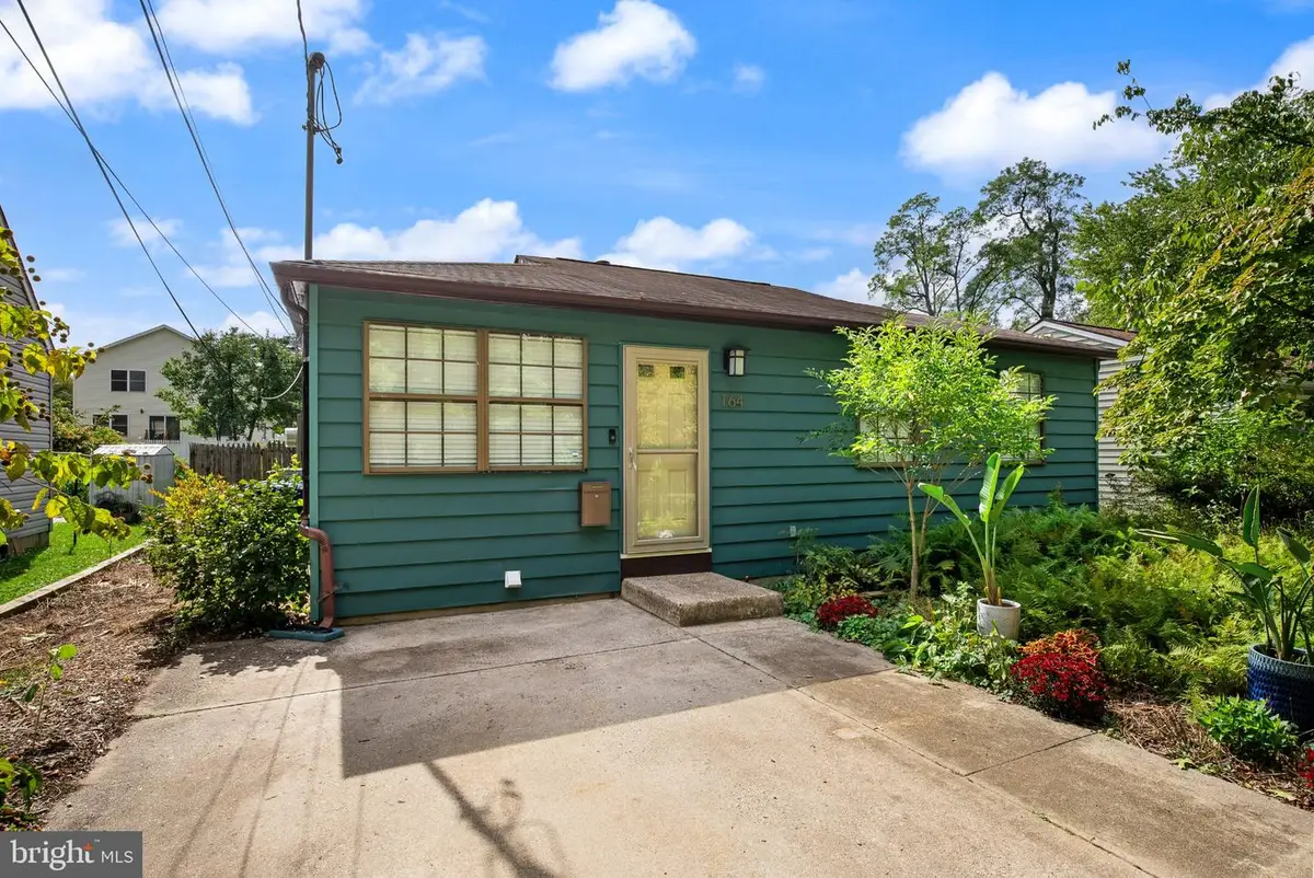 164 Shreve St, Mount Holly, NJ 08060 - #1