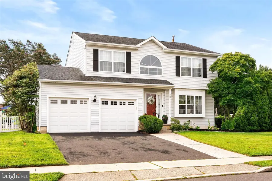 16 Jerrys Dr, Burlington, NJ 08016 - #2