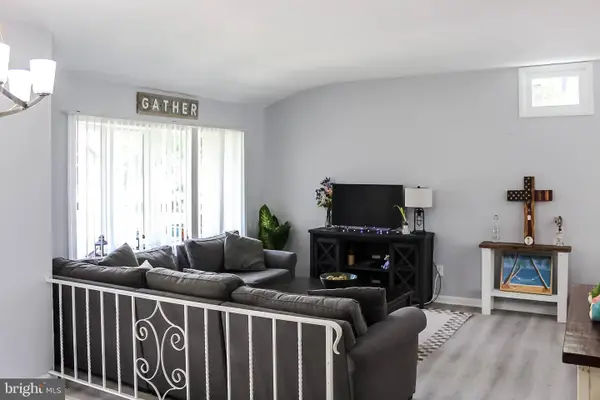 210 Montana Trl, BROWNS MILLS, NJ 08015