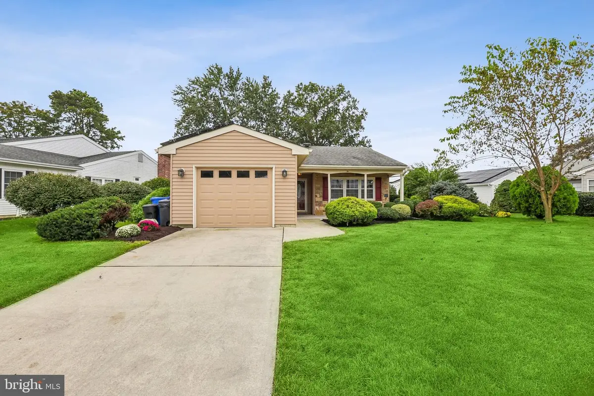 2 Tifani Ln, Southampton, NJ 08088 - #1