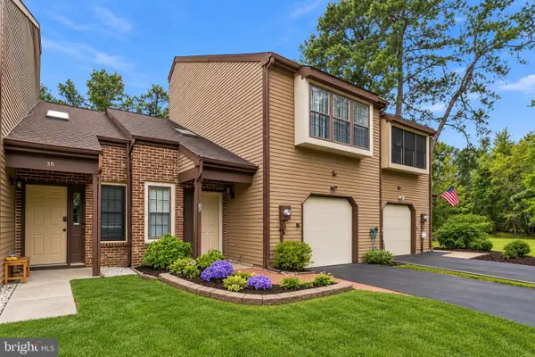 36 Augusta Ct, MARLTON, NJ 08053
