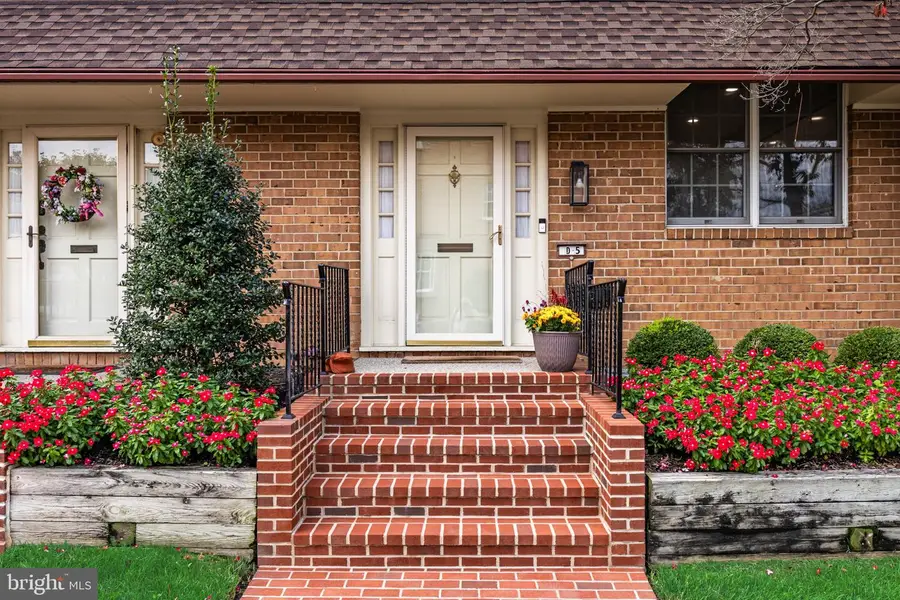 633 E Main St #d5, Moorestown, NJ 08057 - #2