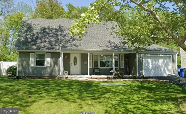 47 Genesee Ln, WILLINGBORO, NJ 08046