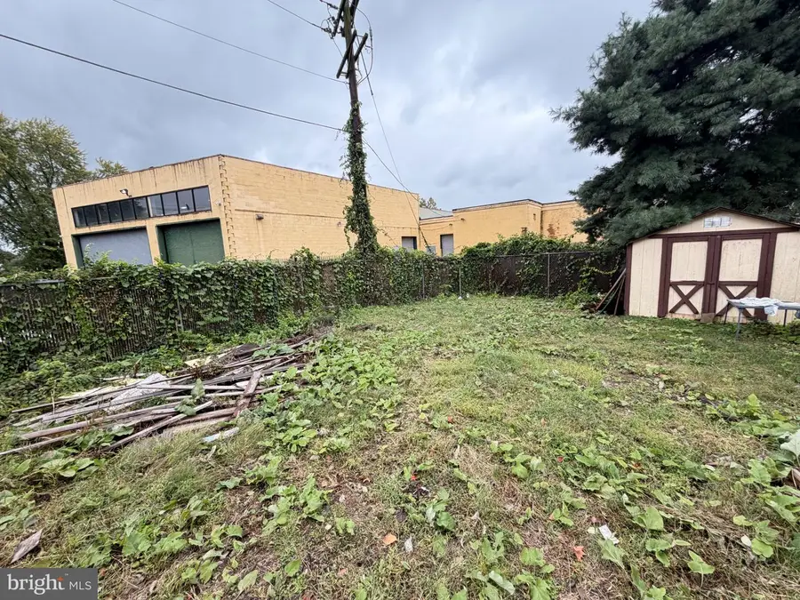 534 Columbus Rd, Burlington, NJ 08016 - #3