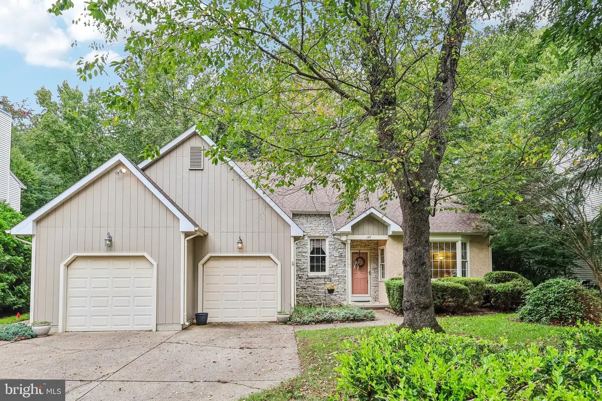 149 Hooton Rd, Mount Laurel, NJ 08054 - #1