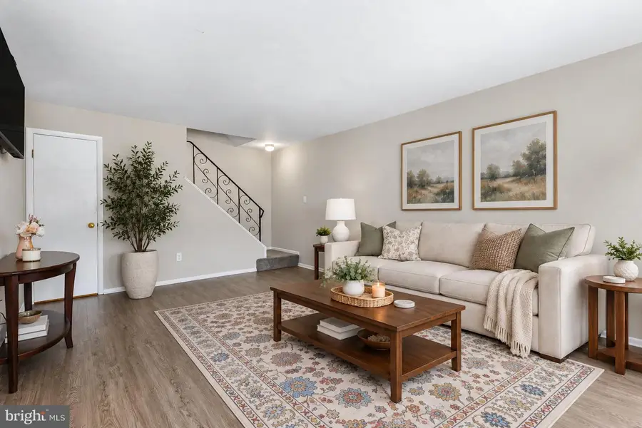 1078 Harbour Dr, Palmyra, NJ 08065 - #2