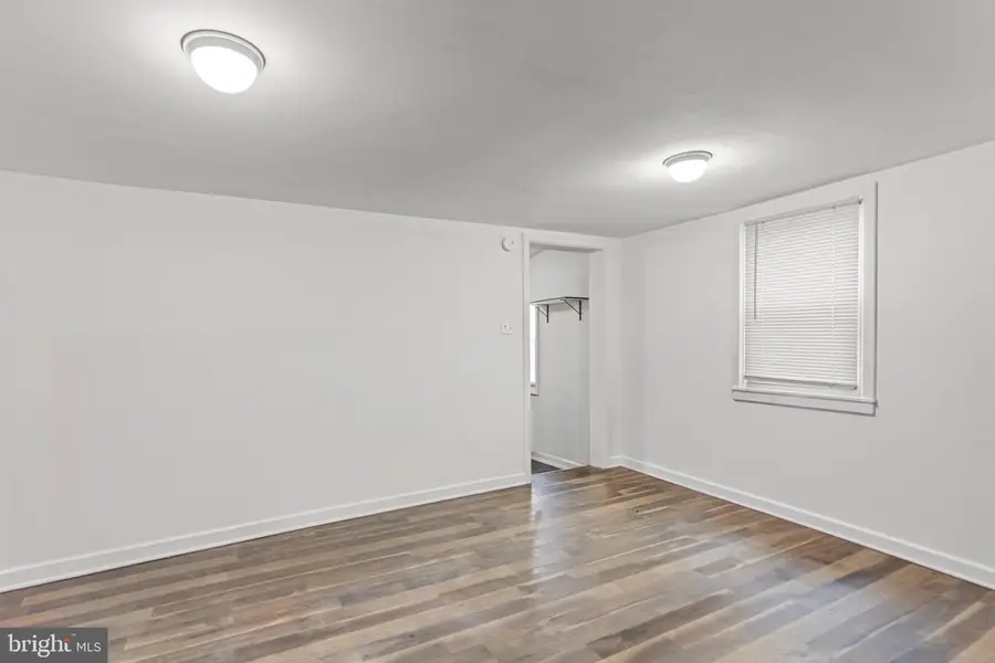 443 Wood St, Burlington, NJ 08016 - #3