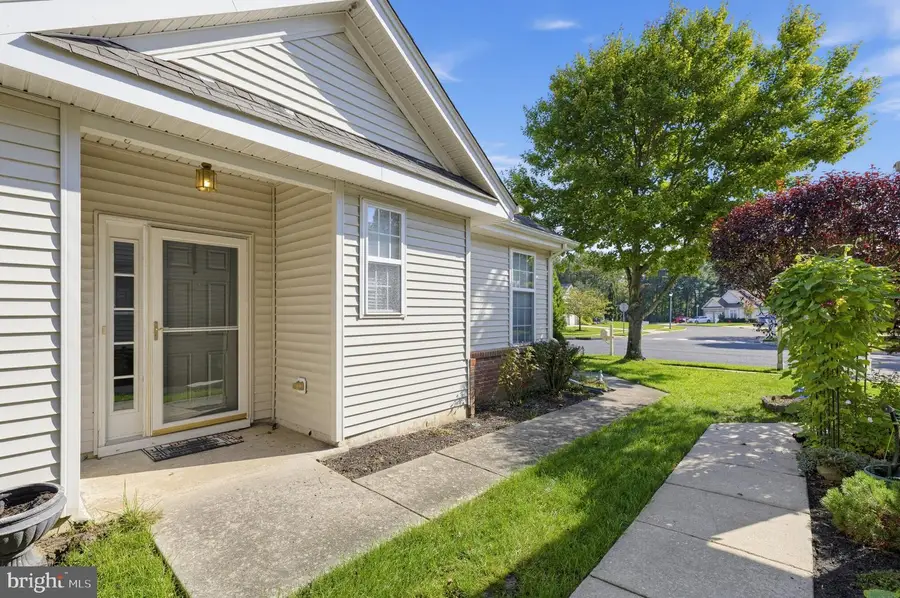 772 Westminster Dr N, Southampton, NJ 08088 - #2