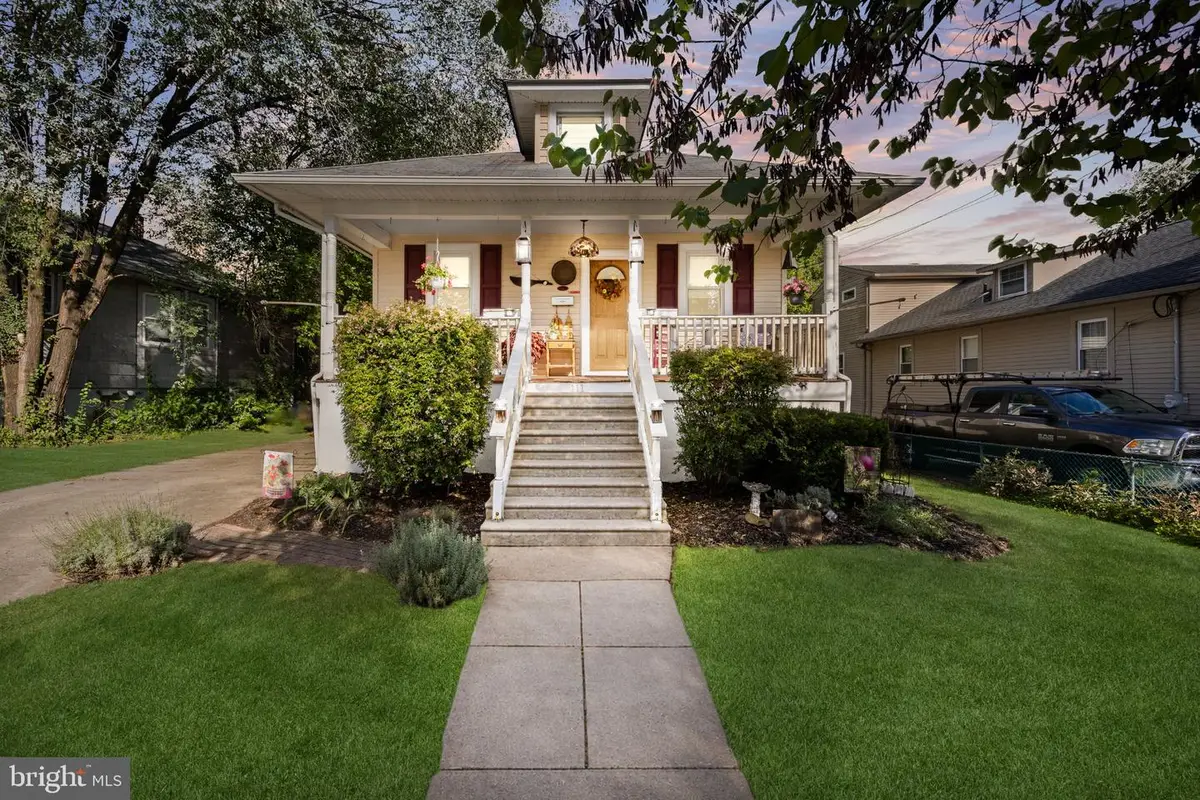 111 S Pine Ave, Maple Shade, NJ 08052 - #1