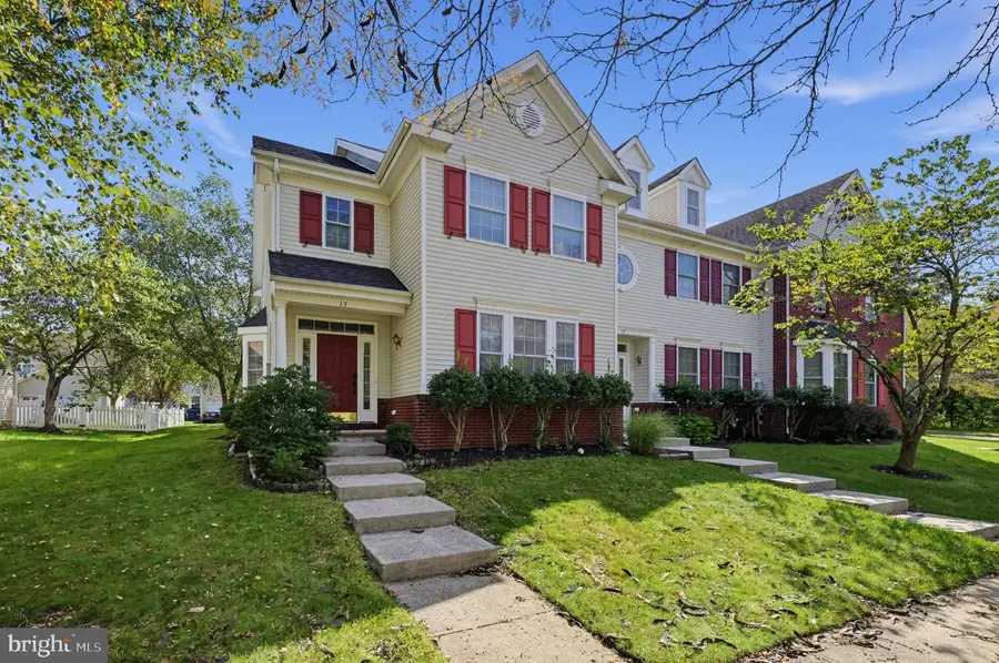 13 Horseshoe Pl, Chesterfield, NJ 08515 - #2