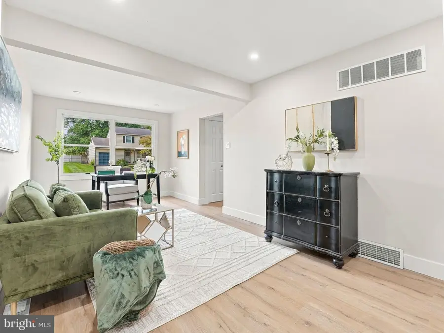 377 N Locust Ave, Marlton, NJ 08053 - #2