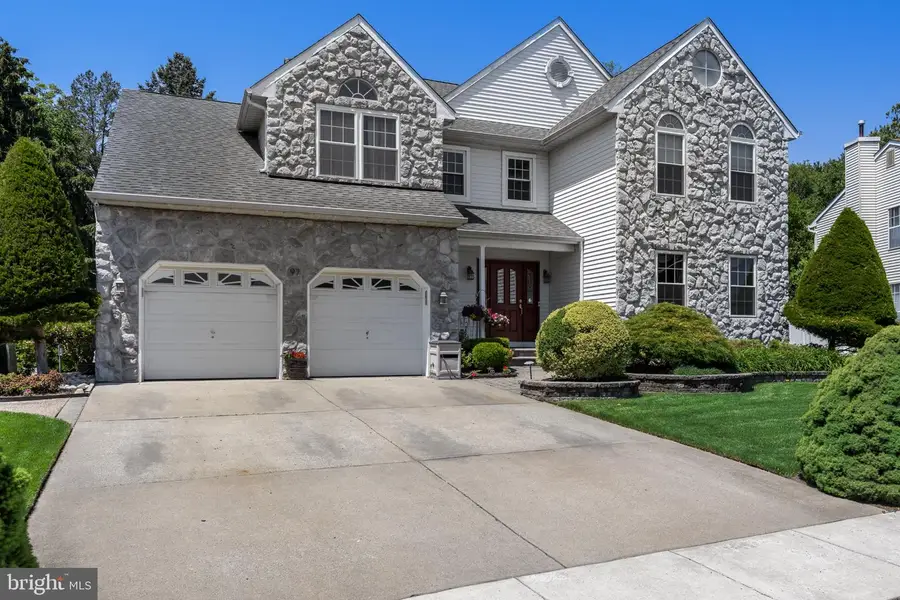 97 Jennifer Ln, Burlington, NJ 08016 - #2