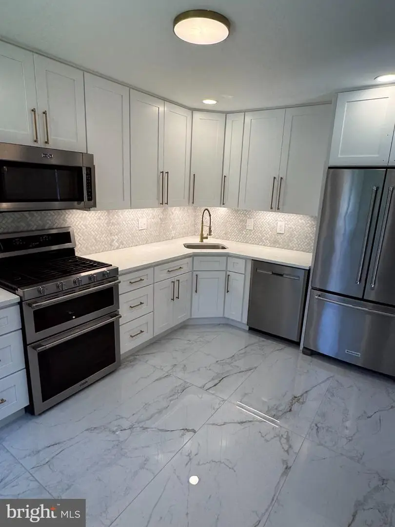 305 Kettering Ct, Marlton, NJ 08053 - #1