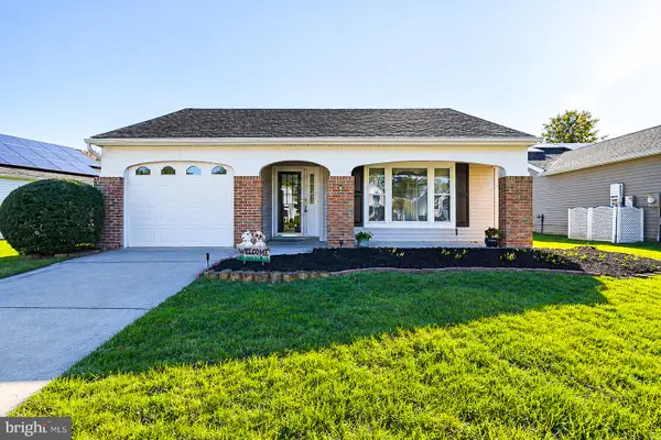 11 Burtons Dr, SOUTHAMPTON, NJ 08088