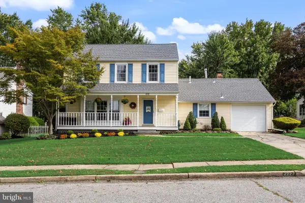 272 Burning Tree Rd, DELRAN, NJ 08075