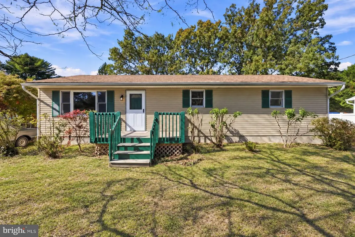 13 Winnebago Trl, Browns Mills, NJ 08015 - #1