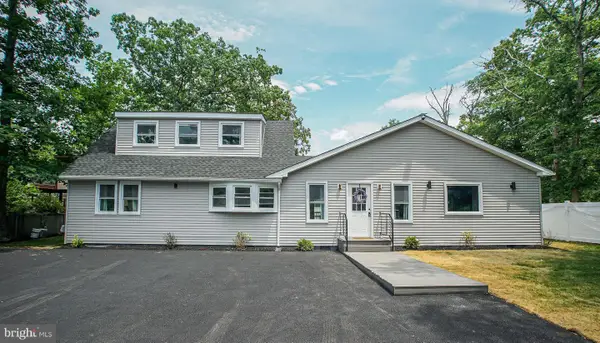 39 Filbert Ave, BROWNS MILLS, NJ 08015