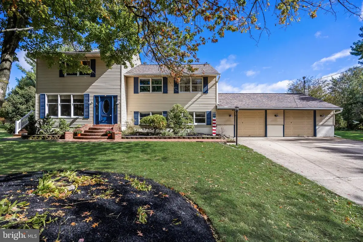 633 Orchard Way, Mount Laurel, NJ 08054 - #1
